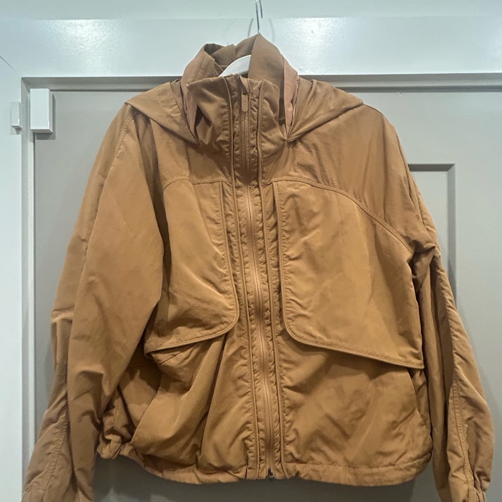 lululemon Women’s Effortless Jacket | 12